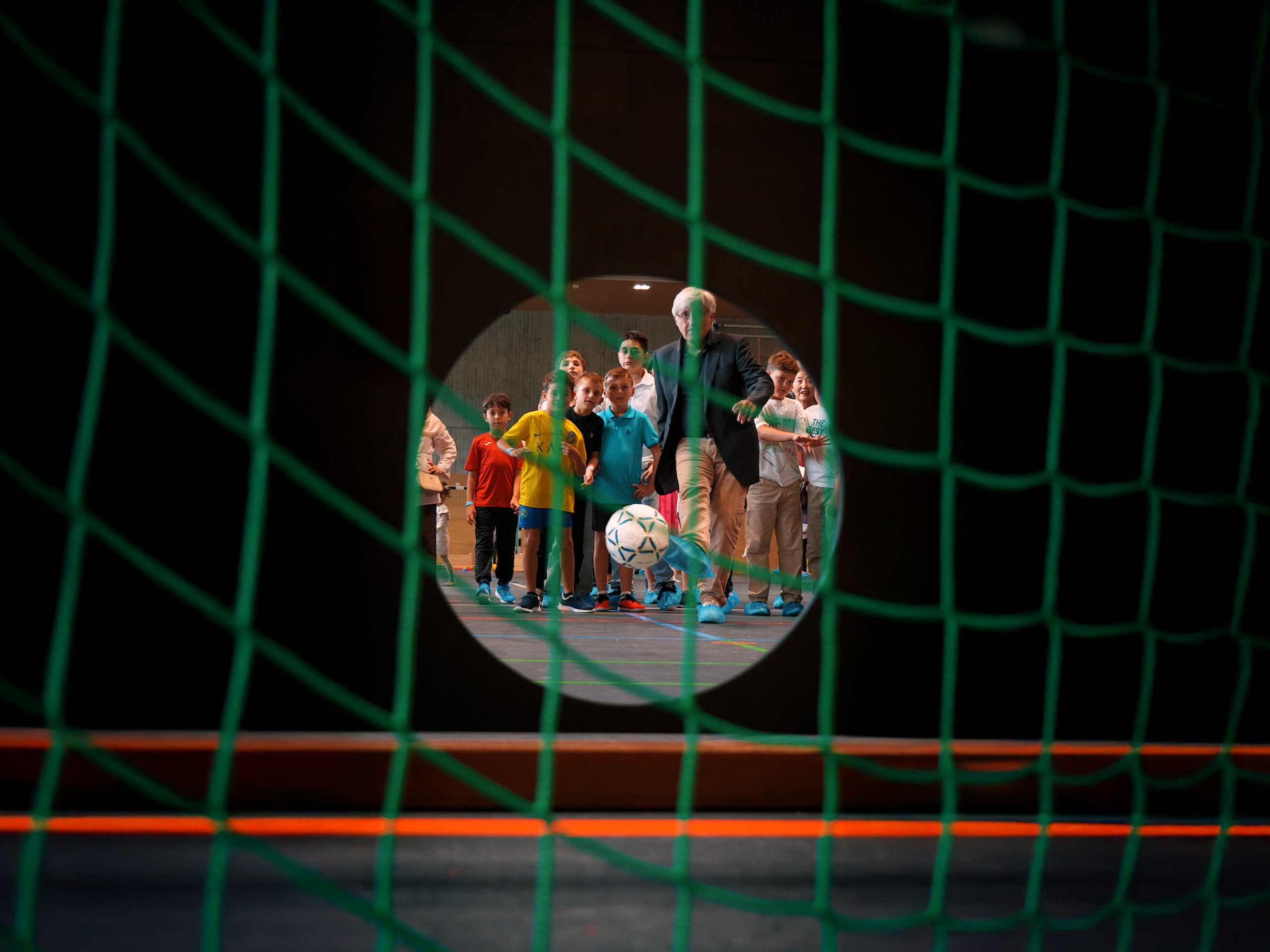 Mehr über den Artikel erfahren Torwandschießen zur Schuleröffnung